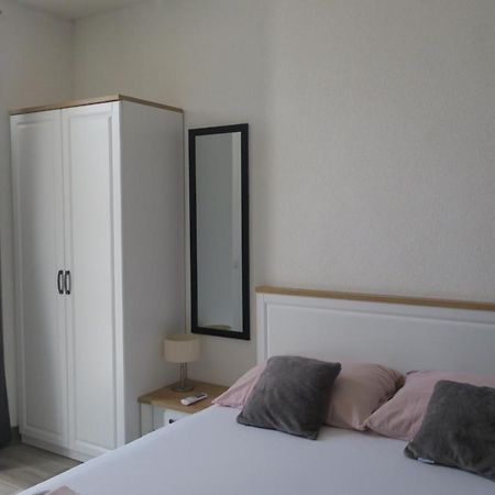 Mesic Apartment เซนญ์ ภายนอก รูปภาพ