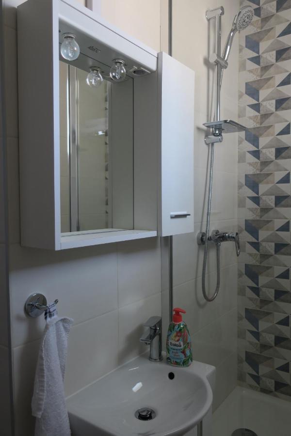 Mesic Apartment เซนญ์ ภายนอก รูปภาพ