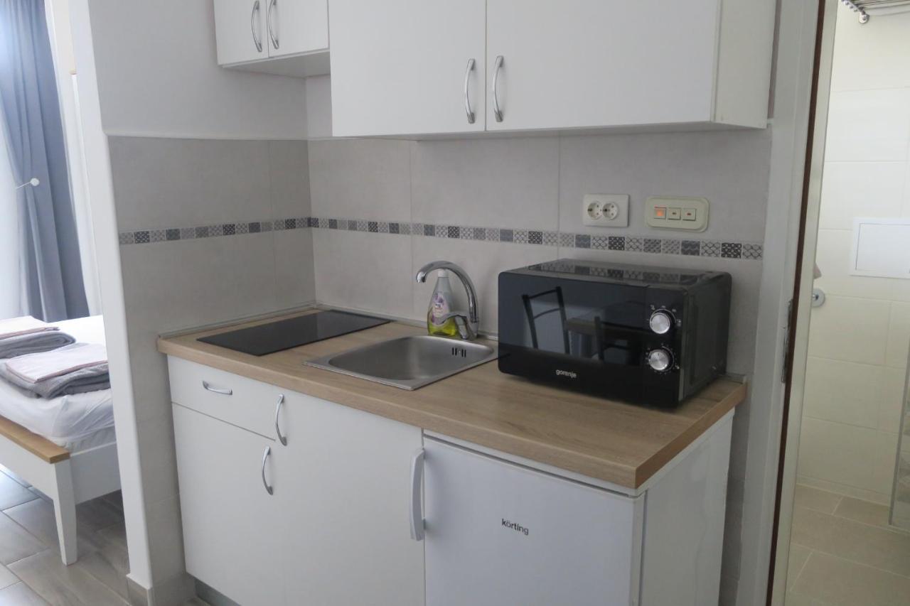 Mesic Apartment เซนญ์ ภายนอก รูปภาพ